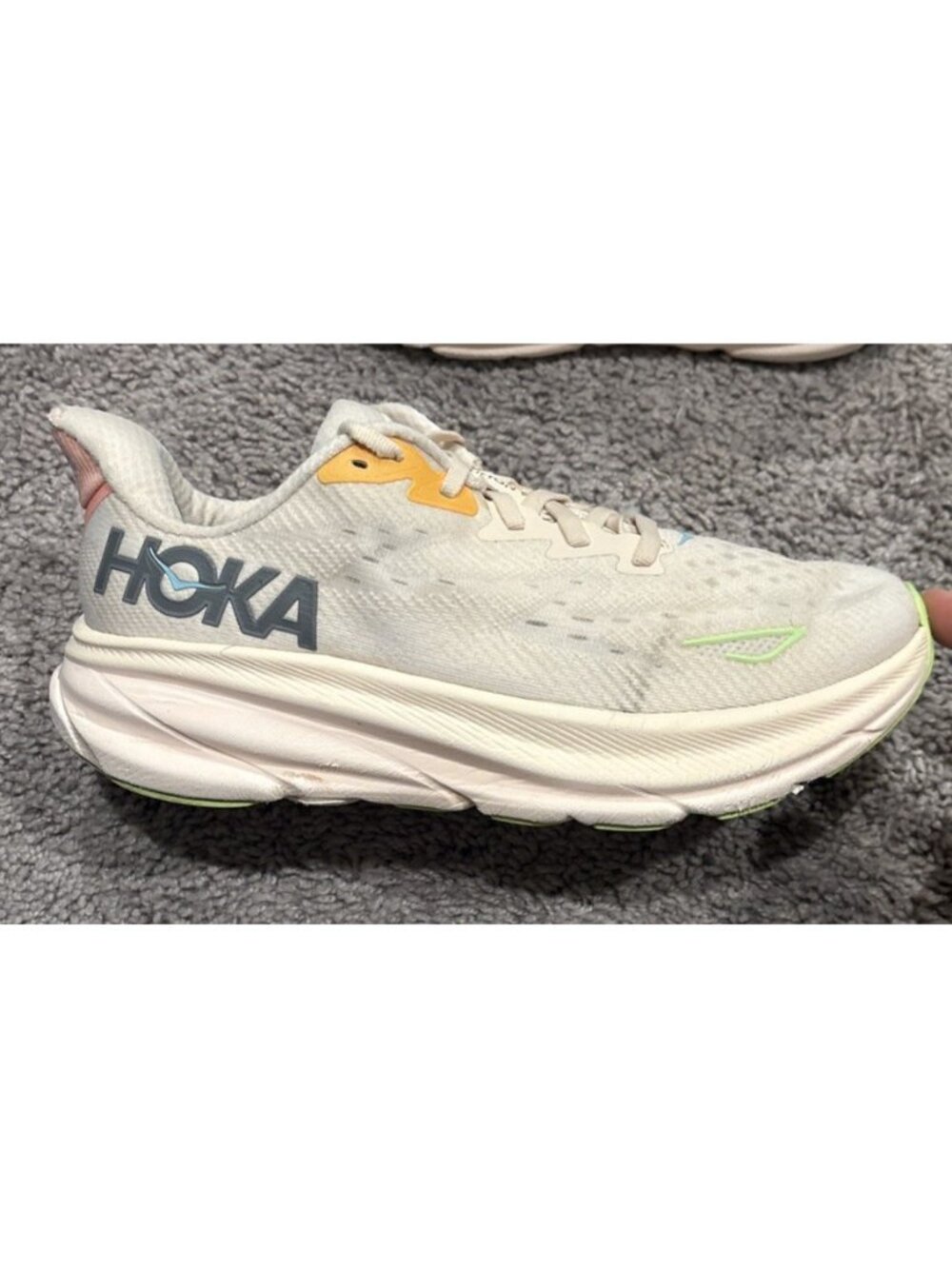 Hoka One One Womens Clifton 9 1127896 VLS Beige Running Shoes Sneakers Sz 8.5B